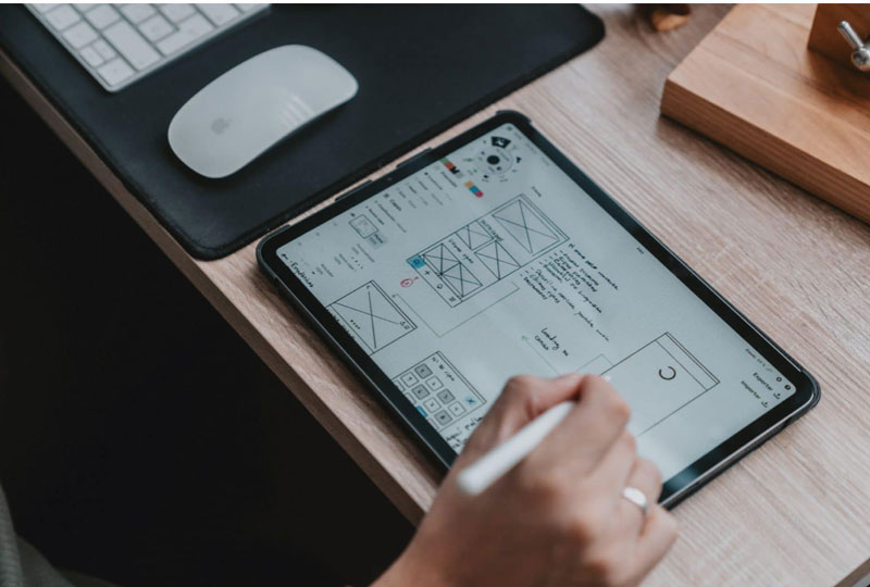 outline mobile app design 