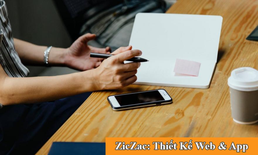 Những lý do trung tâm nên thiết kế app học tiếng Anh